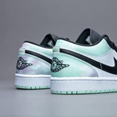 Nike Jordan / 38.5 / 6Y