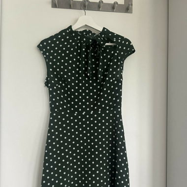 Dress unworn size S