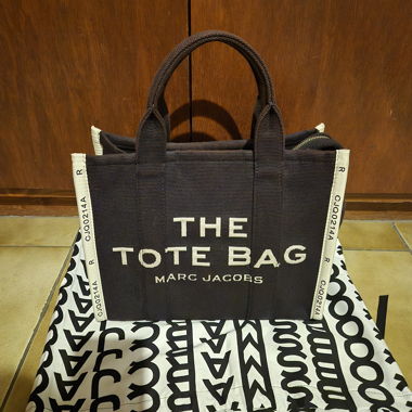 Marc Jacobs The Tote Bag
