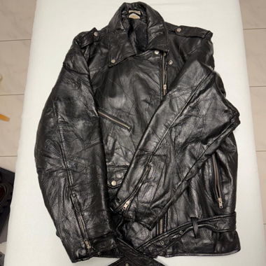 BLACK VINTAGE LEATHER JACKET