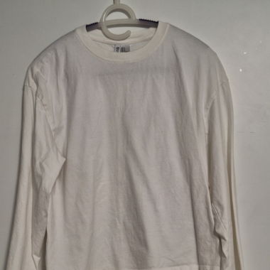  Boxy white longsleeve