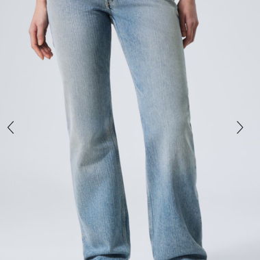 ARROW LOW RISE REGULAR STRAIGHT LEG JEANS