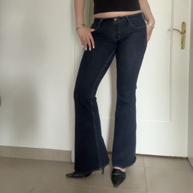 Jeans scuri a zampa vintage