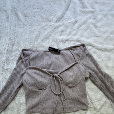 top beige