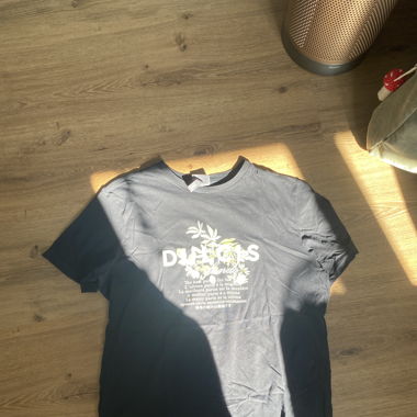 T-shirt from H&M
