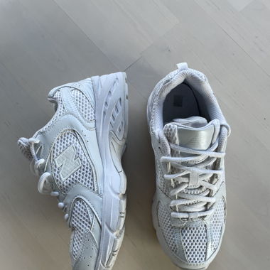 Nike New Balance 530