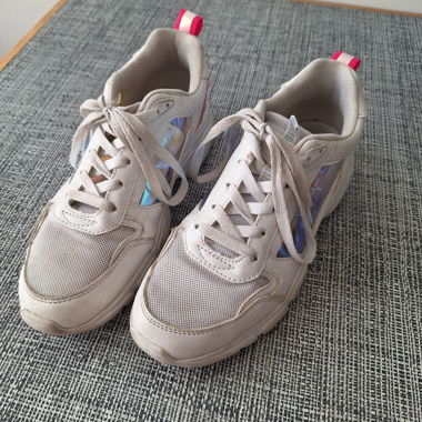 Sneakers bianche taglia 39