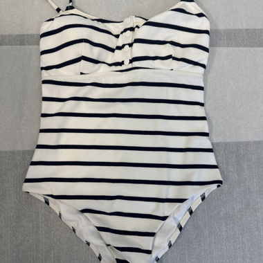 Costume da bagno a righe intero
