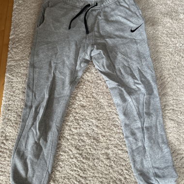 Pantaloni da jogging Nike grigi