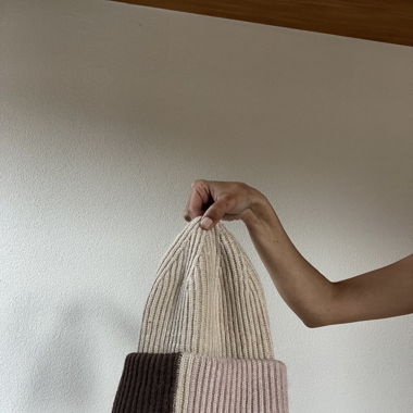 beanie creme farben