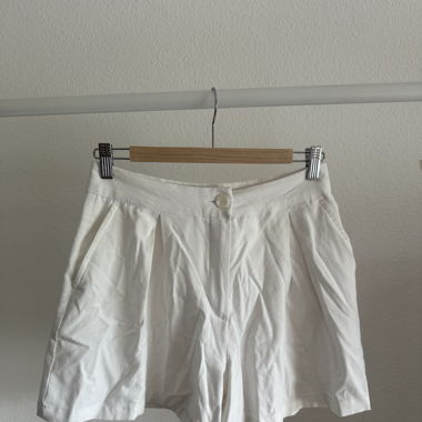 Short blanc 
