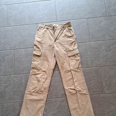 beige cargohose
