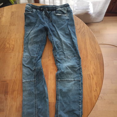 Kinder Kleidung 