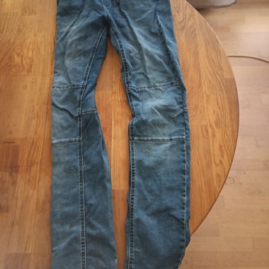 Kinder Kleidung 