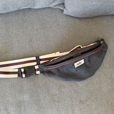 Nike Marsupio