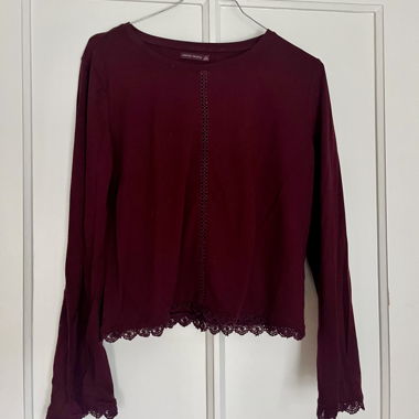Bordeauxrotes Top von Bershka
