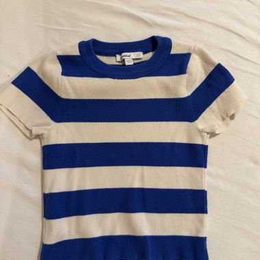 Top in maglia a righe blu e bianche