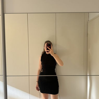 Robe noire courte