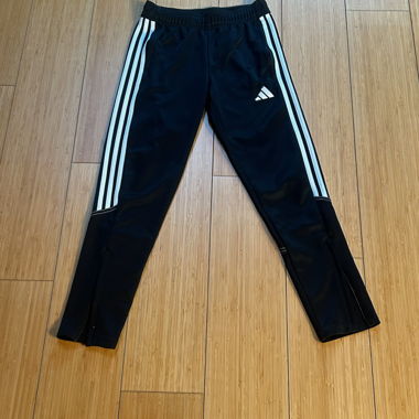 Pantalon sport noir Adidas – enfant taille 152