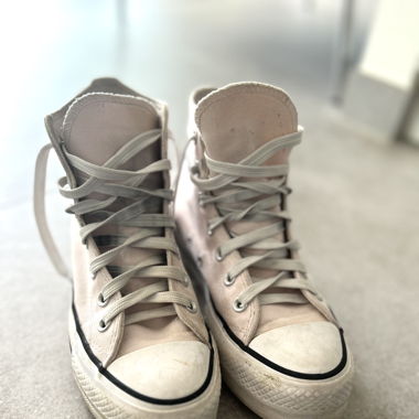 Pink converse