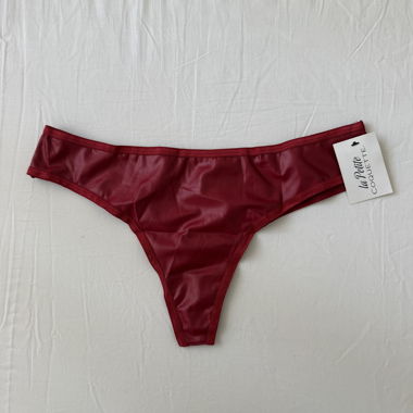 Tanga rosso similpelle