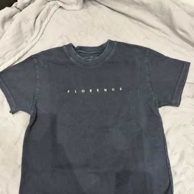 Florence Brandy Melville T-shirt