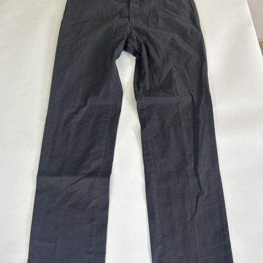 Pantaloni eleganti scuri da uomo