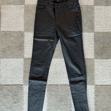 Pantalon en cuir synthétique
