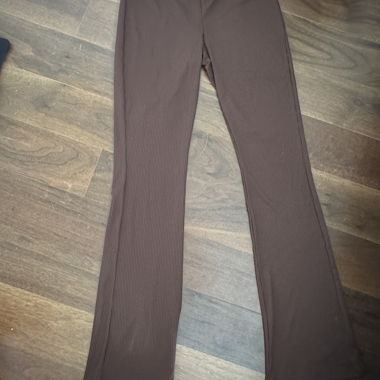 Pantalon évasé brun