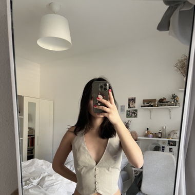 Halter vest top beige