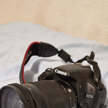 Canon 500d inkl.DC MACRO 18-300mm