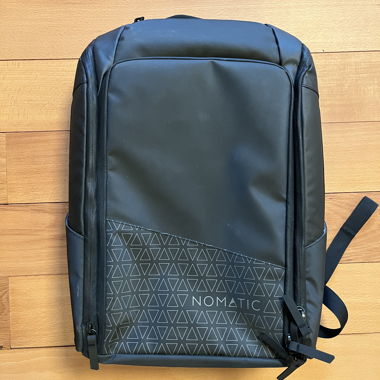 Zaino da viaggio NOMATIC con scomparto per laptop