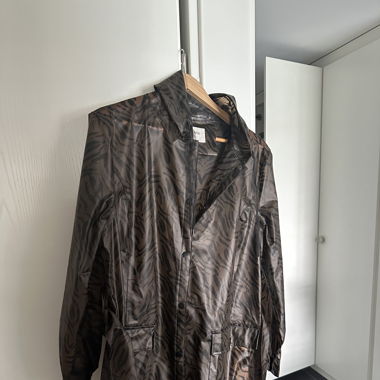 Imperméable de pluie zébré