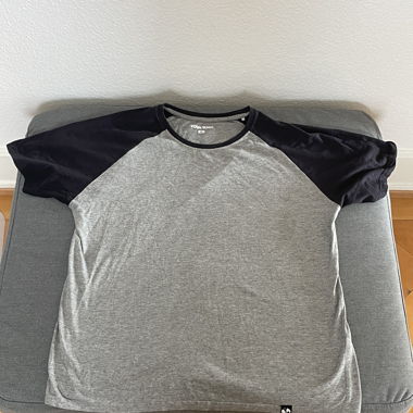T-shirt Your Turn grigio e nero – XL