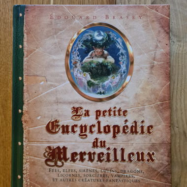 La piccola Enciclopedia del Meraviglioso