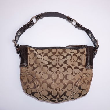Coach Signature Shoulder Bag