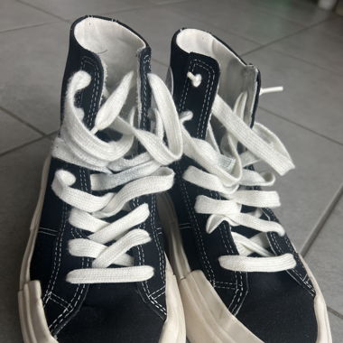 Converse black chunky soul slightly used