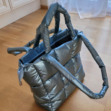 Stylisher Puffer Bag Handtasche, Metallic-Blau