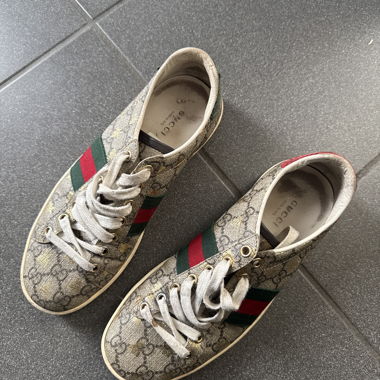 Sneaker Gucci con monogramma