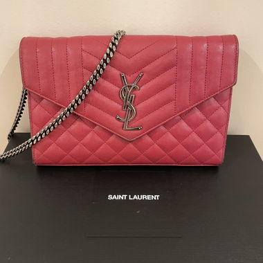 Borsa Saint Laurent Wallet on Chain Rossa