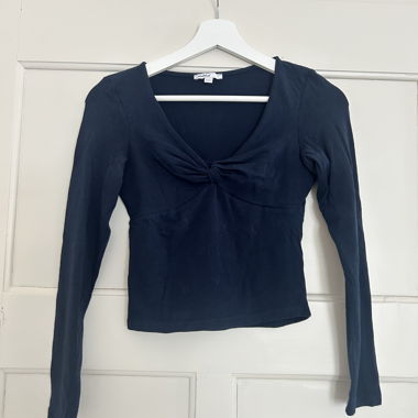 Long-sleeve top dark blue