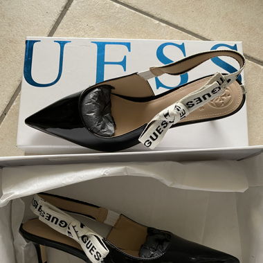 Guess stilettos