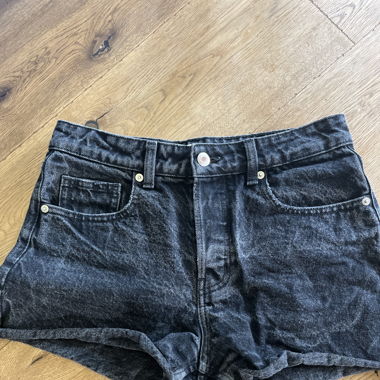Shorts  Jeans