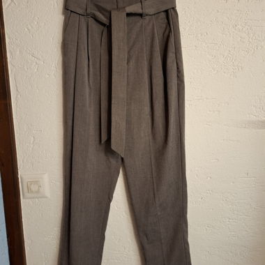 Pantalone vita alta