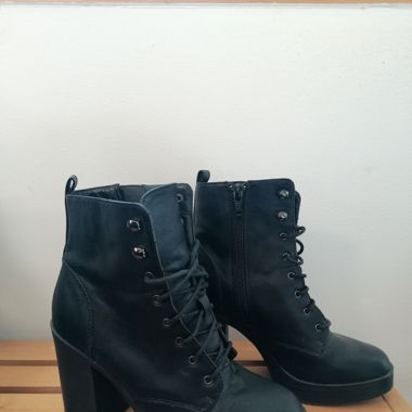 Bottines à talons 