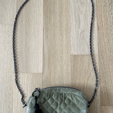 Crossbodybag green velvet von „mara mea“