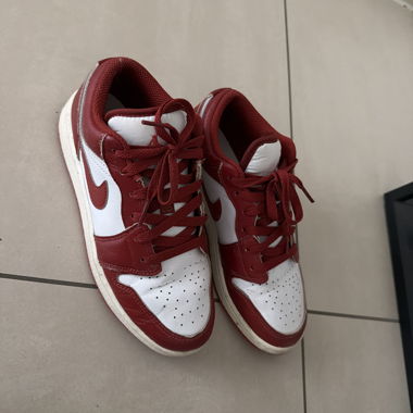 Baskets Nike rouge/blanc