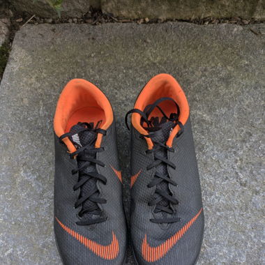 Kunstrasen Fussballschuhe 
