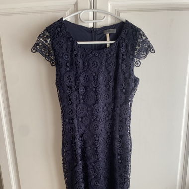 Blaues Kleid