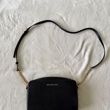 Handtasche Michael Kors Jet Set schwarz gold